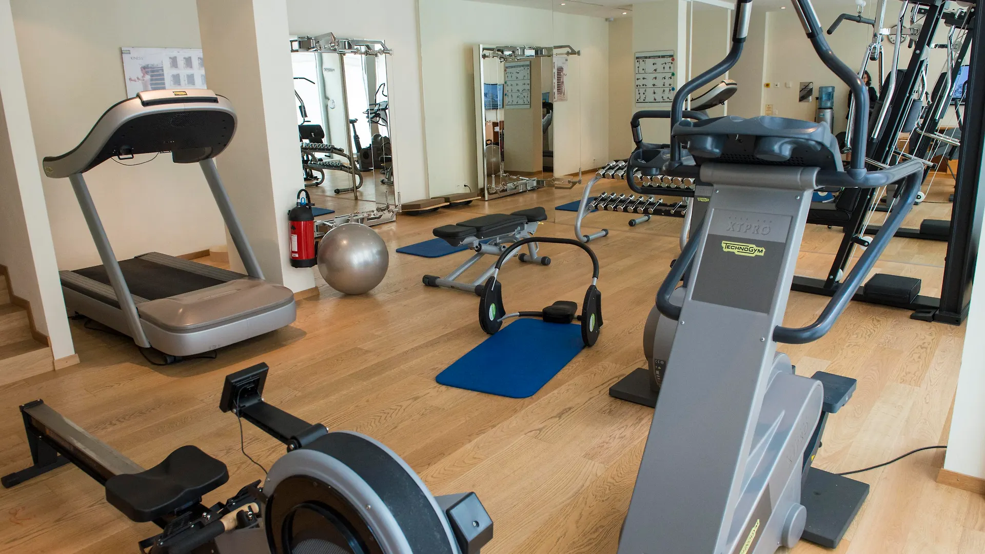 ****  N Vy Hotel Geneva Switzerland